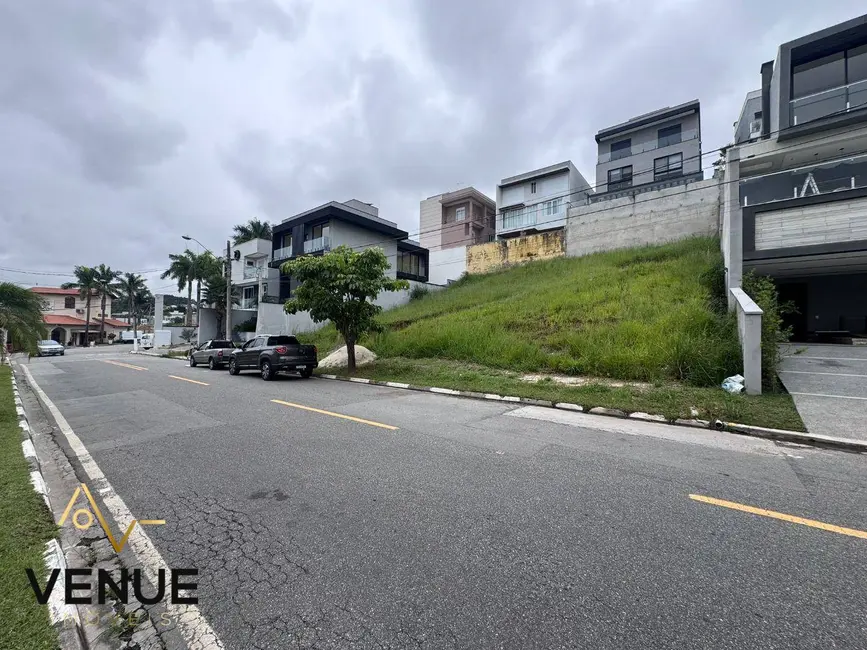 Foto 1 de Terreno / Lote à venda, 600m2 em Residencial Real Park, Aruja - SP