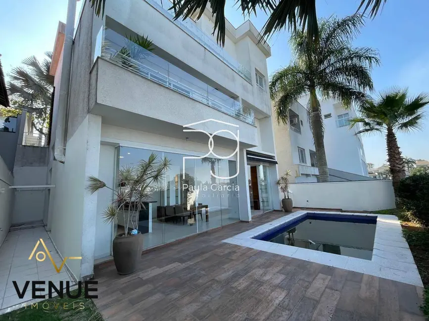 Foto 3 de Casa de Condomínio com 3 quartos à venda e para alugar, 300m2 em Perová, Aruja - SP