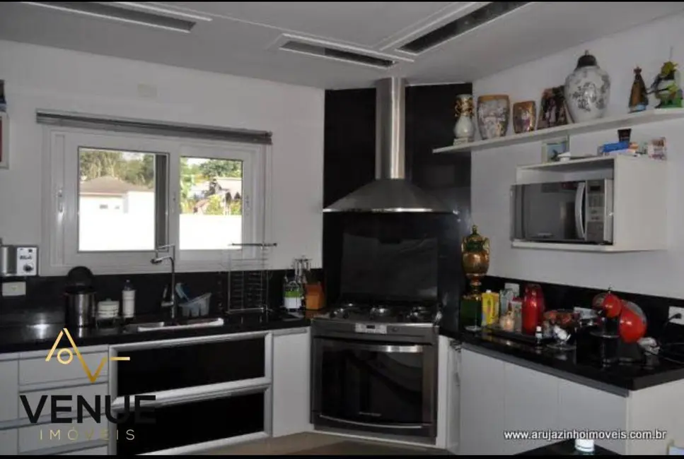 Foto 3 de Casa de Condomínio com 4 quartos para alugar, 498m2 em Arujázinho IV, Aruja - SP