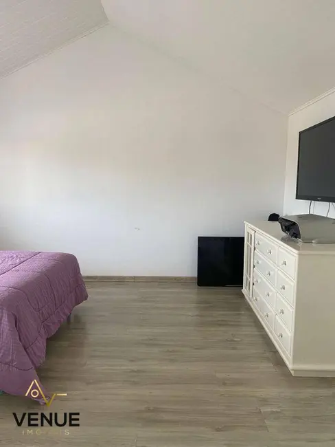 Foto 9 de Casa de Condomínio com 4 quartos para alugar, 498m2 em Arujázinho IV, Aruja - SP