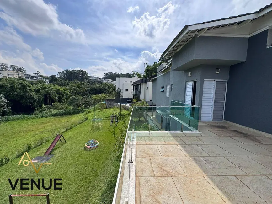 Casa de Condomínio com 3 quartos à venda, 300m2 em Residencial Real Park, Aruja - SP - imagem 2 Foto 2 de Casa de Condomínio com 3 quartos à venda, 300m2 em Residencial Real Park, Aruja - SP