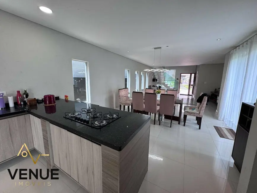 Casa de Condomínio com 3 quartos à venda, 300m2 em Residencial Real Park, Aruja - SP - imagem 6 Foto 6 de Casa de Condomínio com 3 quartos à venda, 300m2 em Residencial Real Park, Aruja - SP