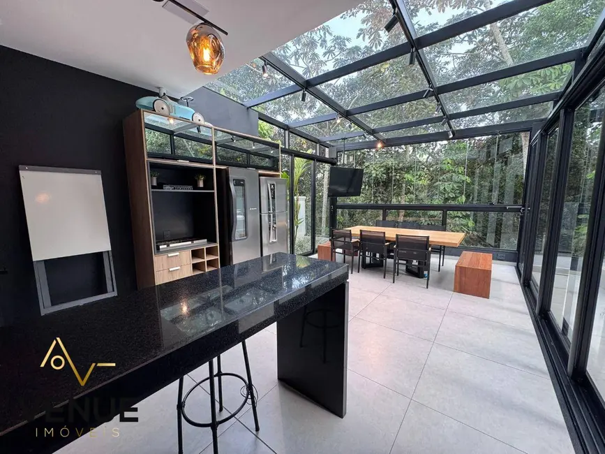 Foto 2 de Casa de Condomínio com 4 quartos à venda, 300m2 em Residencial Real Park, Aruja - SP