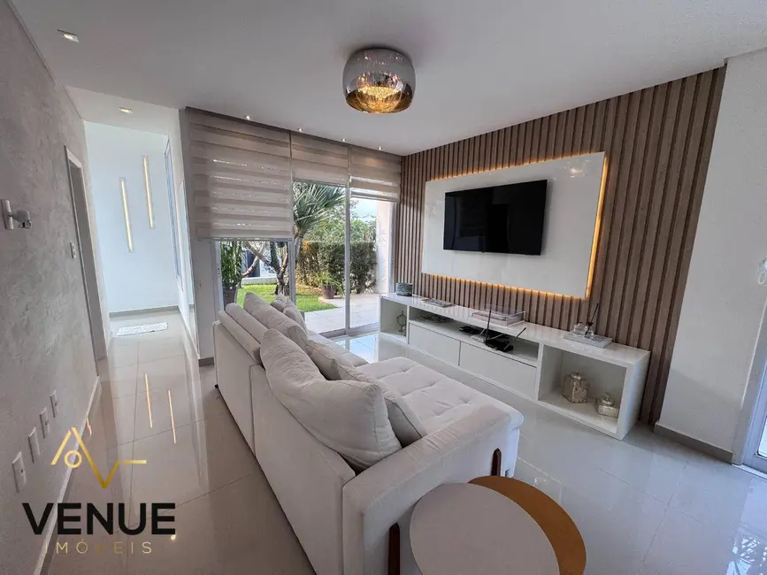 Foto 8 de Casa de Condomínio com 4 quartos à venda, 300m2 em Residencial Real Park, Aruja - SP