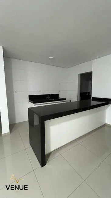 Foto 4 de Apartamento com 3 quartos para alugar, 82m2 em Jordanópolis, Aruja - SP
