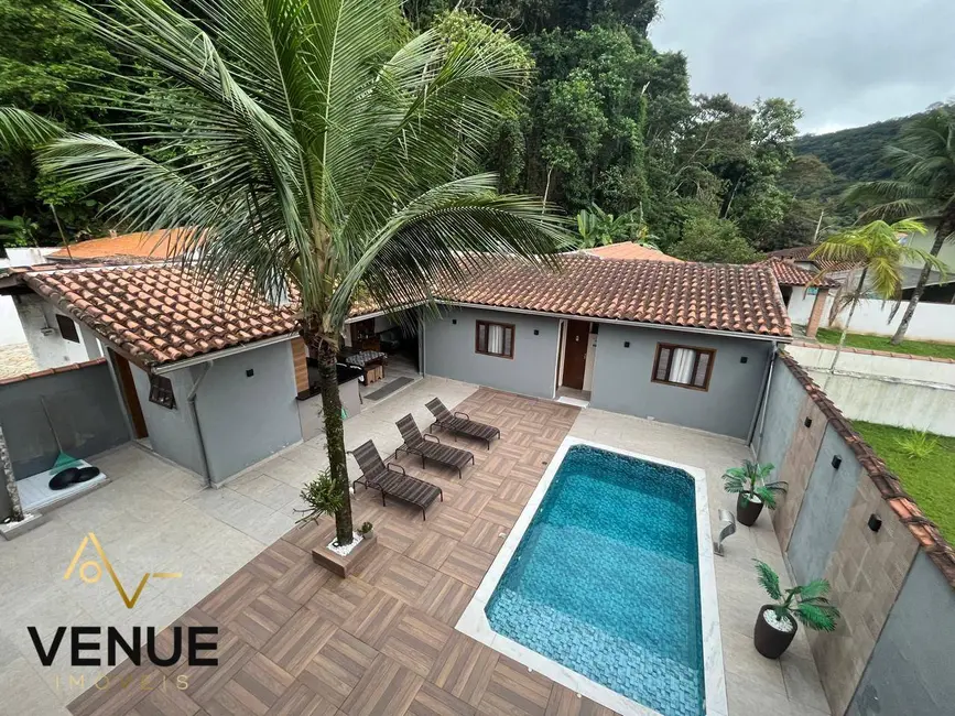 Foto 1 de Casa de Condomínio com 4 quartos à venda, 375m2 em Massaguaçu, Caraguatatuba - SP