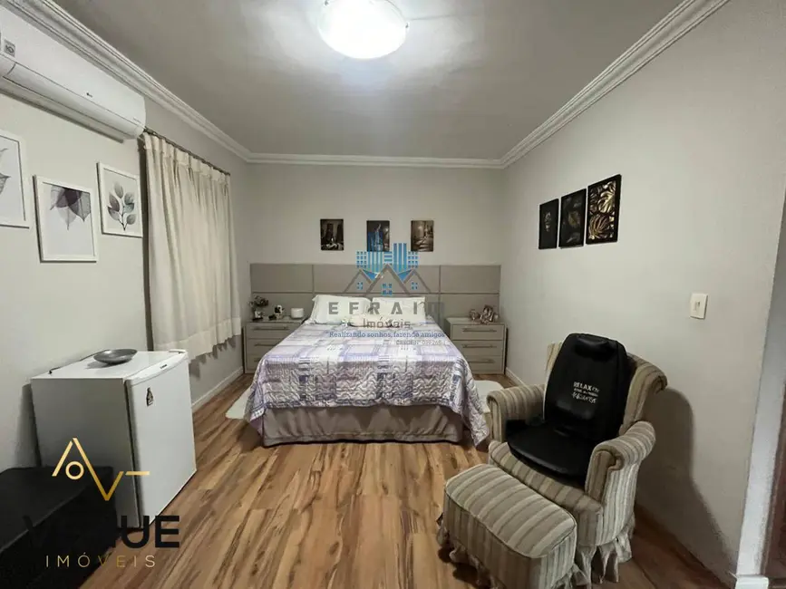 Foto 6 de Casa com 3 quartos à venda, 395m2 em Ribeirao Pires - SP