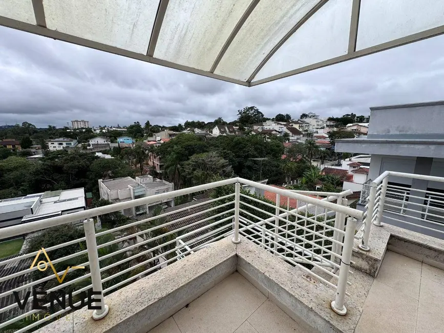 Foto 3 de Casa de Condomínio com 4 quartos à venda e para alugar, 250m2 em Arujázinho IV, Aruja - SP