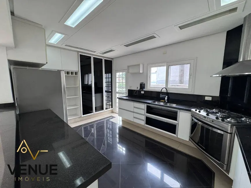 Foto 5 de Casa de Condomínio com 4 quartos à venda e para alugar, 250m2 em Arujázinho IV, Aruja - SP