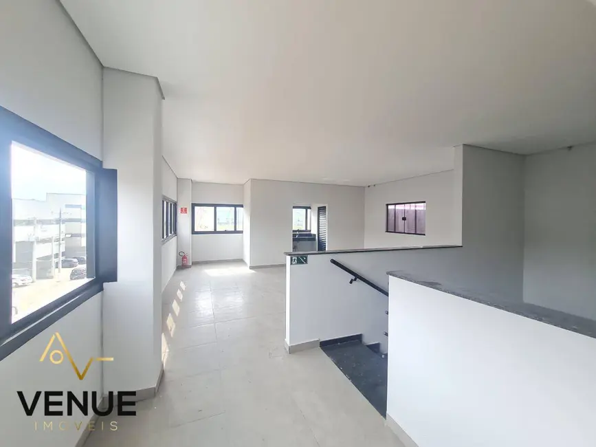 Armazém / Galpão para alugar, 1560m2 em Portão, Aruja - SP - imagem 8 Foto 8 de Armazém / Galpão para alugar, 1560m2 em Portão, Aruja - SP