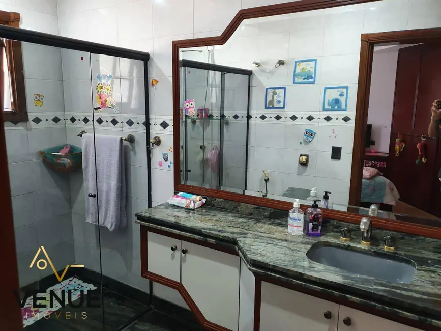 Casa de Condomínio com 4 quartos à venda, 3000m2 em Arujázinho IV, Aruja - SP - imagem 6 Foto 6 de Casa de Condomínio com 4 quartos à venda, 3000m2 em Arujázinho IV, Aruja - SP