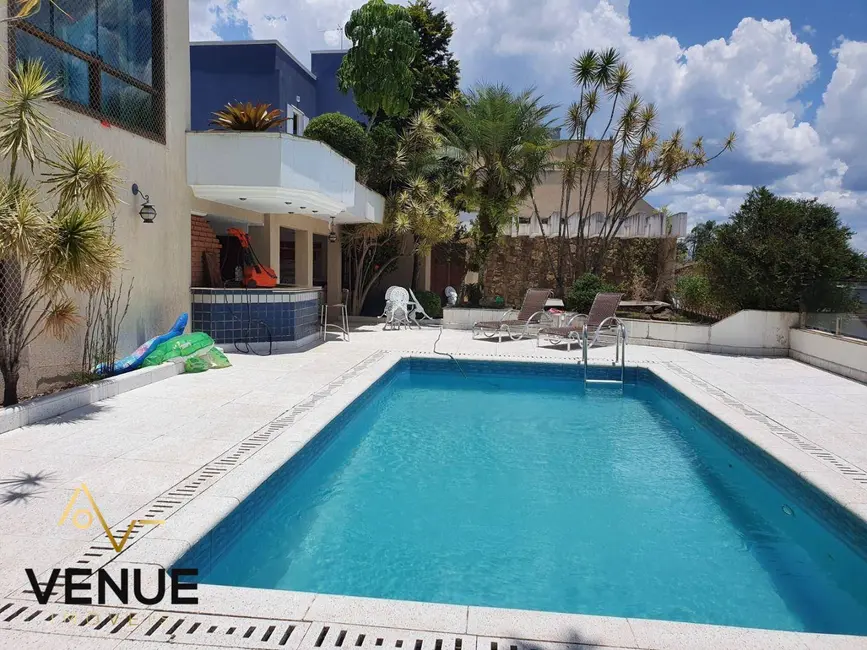 Casa de Condomínio com 4 quartos à venda, 3000m2 em Arujázinho IV, Aruja - SP - imagem 2 Foto 2 de Casa de Condomínio com 4 quartos à venda, 3000m2 em Arujázinho IV, Aruja - SP
