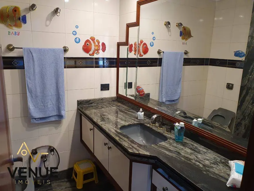 Casa de Condomínio com 4 quartos à venda, 3000m2 em Arujázinho IV, Aruja - SP - imagem 9 Foto 9 de Casa de Condomínio com 4 quartos à venda, 3000m2 em Arujázinho IV, Aruja - SP