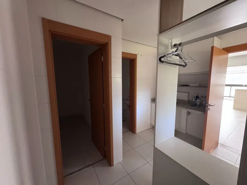 Foto 7 de Apartamento com 3 quartos à venda, 193m2 em Aruja - SP