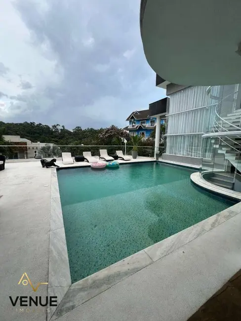 Foto 3 de Casa de Condomínio com 4 quartos à venda, 900m2 em Jardim Imperial Hills III, Aruja - SP