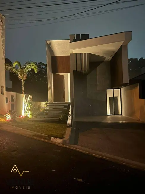 Foto 3 de Casa de Condomínio com 3 quartos à venda, 300m2 em Residencial Real Park, Aruja - SP