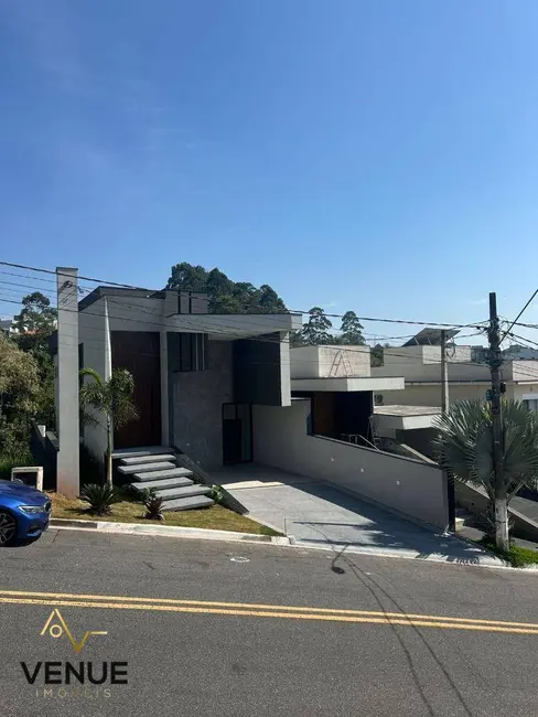 Foto 1 de Casa de Condomínio com 3 quartos à venda, 300m2 em Residencial Real Park, Aruja - SP