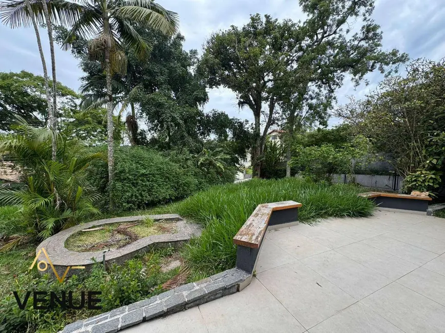 Foto 4 de Casa de Condomínio com 3 quartos à venda, 1289m2 em Arujázinho I, II e III, Aruja - SP