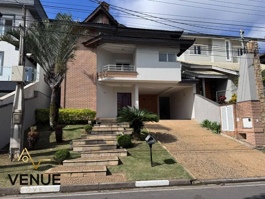 Casa de Condomínio com 3 quartos à venda, 300m2 em Perová, Aruja - SP - imagem 1 Foto 1 de Casa de Condomínio com 3 quartos à venda, 300m2 em Perová, Aruja - SP