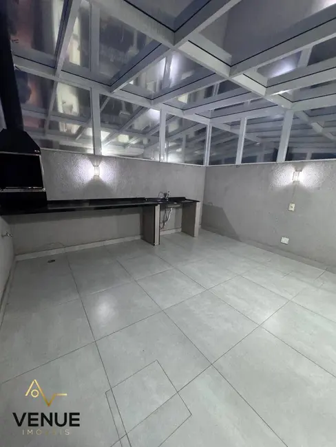 Sobrado com 2 quartos para alugar, 56m2 em Centro, Aruja - SP - imagem 7 Foto 7 de Sobrado com 2 quartos para alugar, 56m2 em Centro, Aruja - SP
