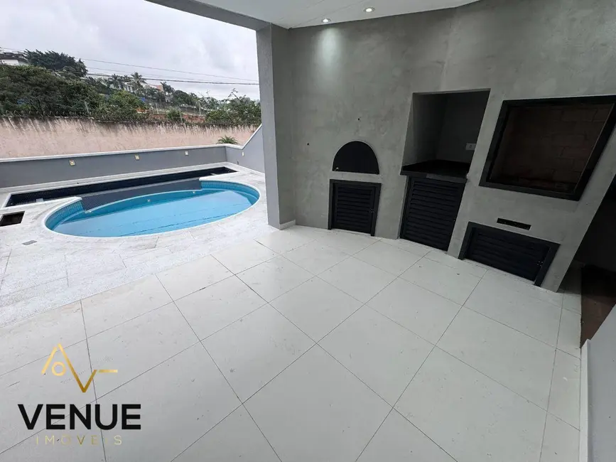 Foto 6 de Casa de Condomínio com 7 quartos à venda e para alugar, 420m2 em Residencial Real Park, Aruja - SP
