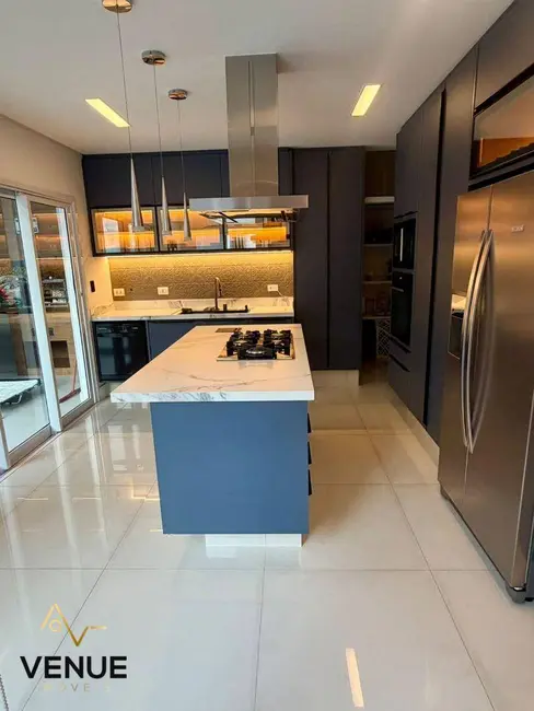 Foto 5 de Casa de Condomínio com 4 quartos à venda, 300m2 em Perová, Aruja - SP