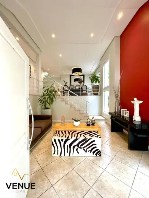 Foto 8 de Casa de Condomínio com 3 quartos à venda e para alugar, 414m2 em Aruja - SP