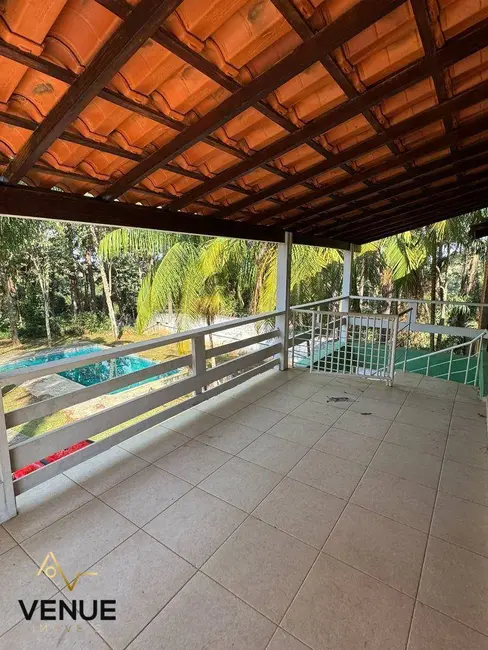 Foto 5 de Casa de Condomínio com 3 quartos à venda, 1000m2 em Caputera, Aruja - SP