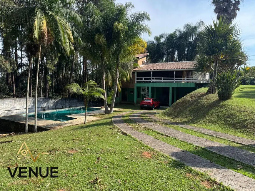 Foto 2 de Casa de Condomínio com 3 quartos à venda, 1000m2 em Caputera, Aruja - SP