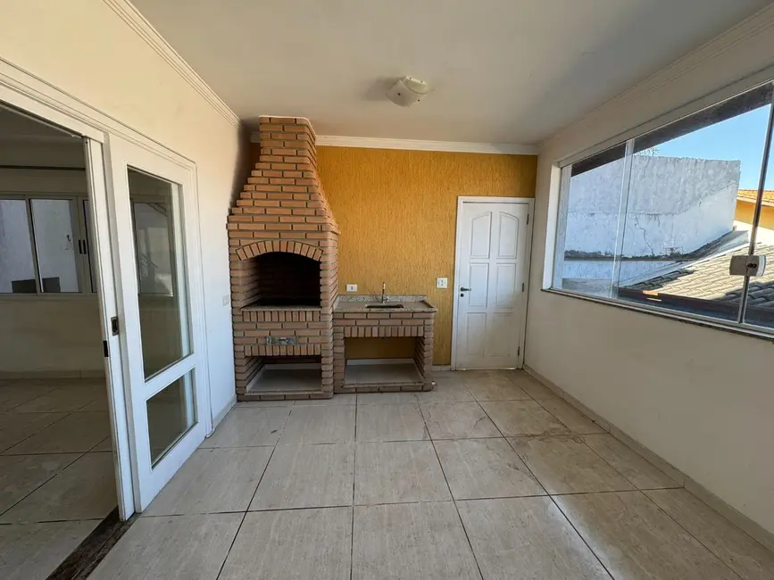 Foto 4 de Casa de Condomínio com 3 quartos à venda, 300m2 em Perová, Aruja - SP