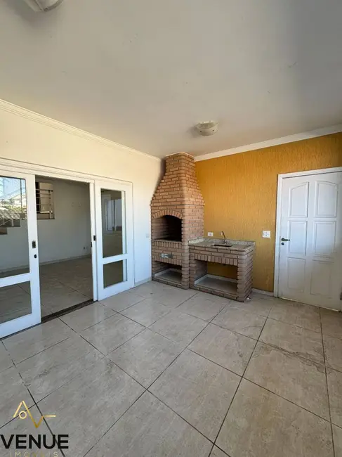 Foto 9 de Casa de Condomínio com 3 quartos à venda, 300m2 em Perová, Aruja - SP