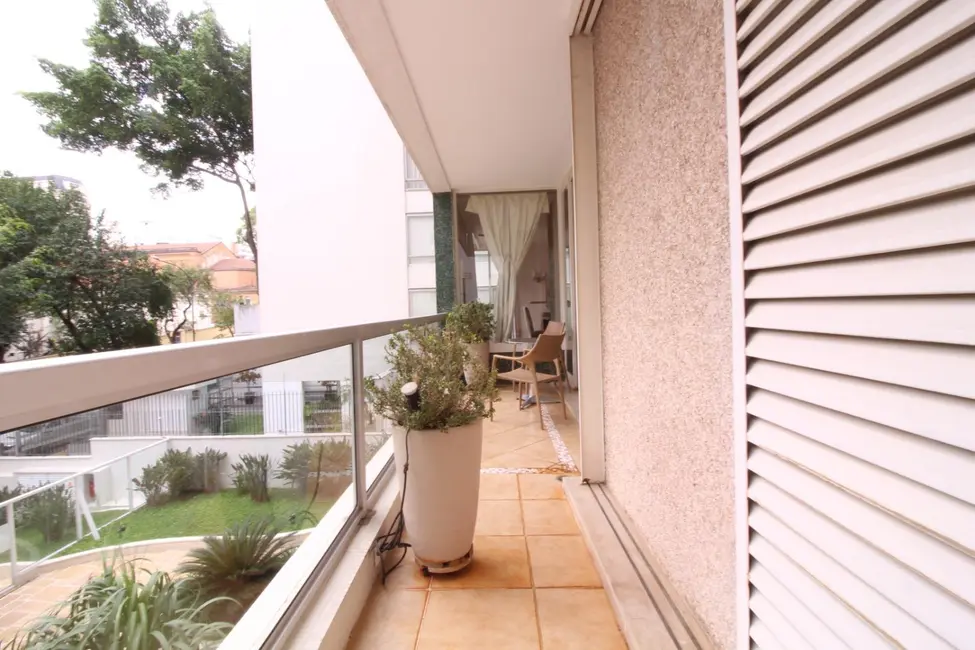 Foto 9 de Apartamento com 3 quartos para alugar, 324m2 em Higienópolis, São Paulo - SP