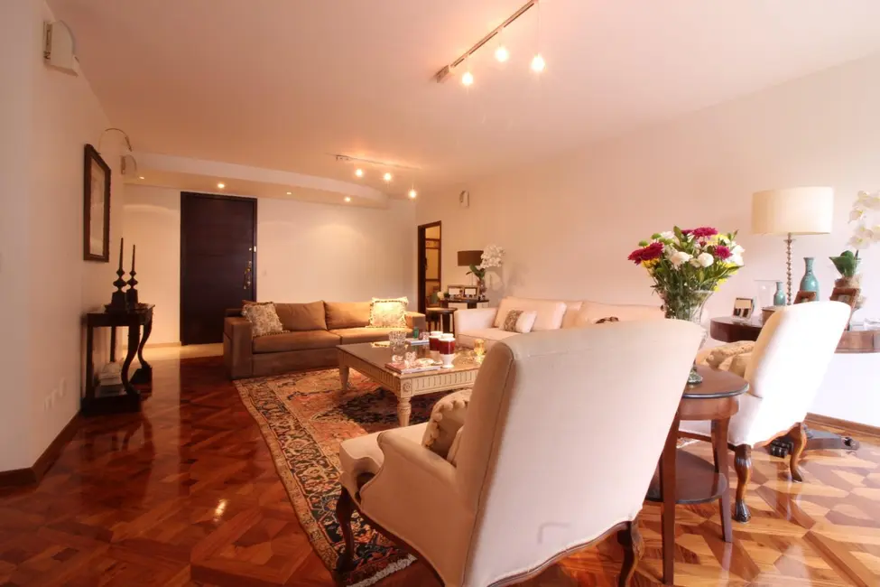 Foto 2 de Apartamento com 3 quartos para alugar, 324m2 em Higienópolis, São Paulo - SP