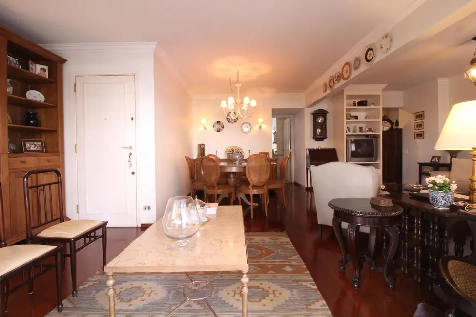 Apartamento com 3 quartos à venda, 245m2 em Higienópolis, São Paulo - SP - imagem 4 Foto 4 de Apartamento com 3 quartos à venda, 245m2 em Higienópolis, São Paulo - SP