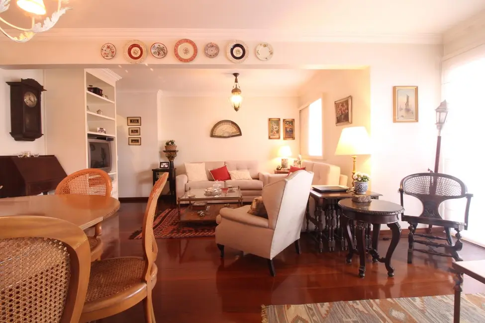 Apartamento com 3 quartos à venda, 245m2 em Higienópolis, São Paulo - SP - imagem 5 Foto 5 de Apartamento com 3 quartos à venda, 245m2 em Higienópolis, São Paulo - SP