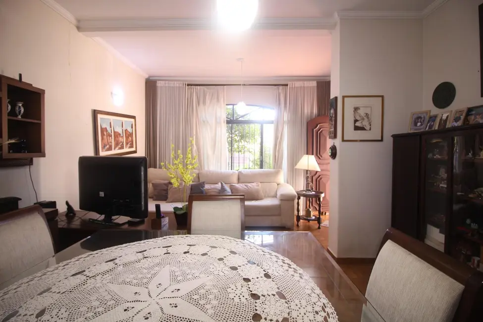 Casa com 3 quartos à venda, 228m2 em Jardim da Saúde, São Paulo - SP - imagem 3 Foto 3 de Casa com 3 quartos à venda, 228m2 em Jardim da Saúde, São Paulo - SP