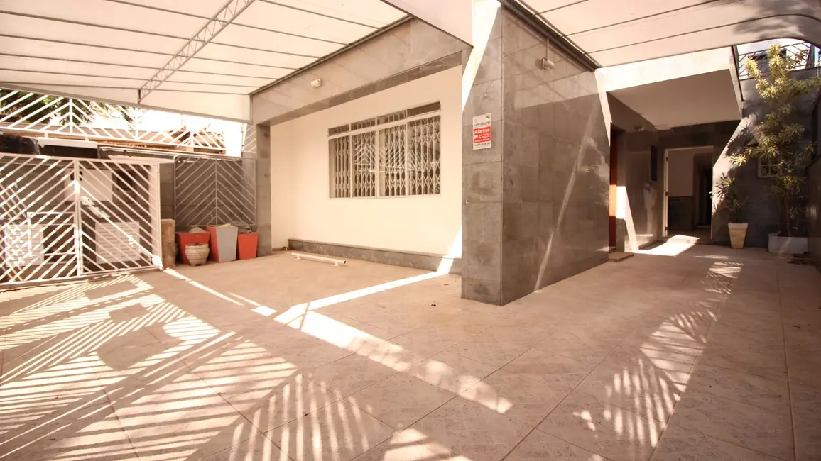 Foto 1 de Sobrado com 5 quartos para alugar, 203m2 em Moema, São Paulo - SP