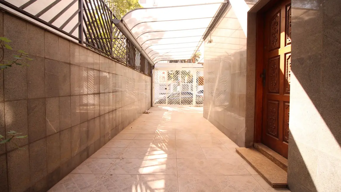 Foto 4 de Sobrado com 5 quartos para alugar, 203m2 em Moema, São Paulo - SP