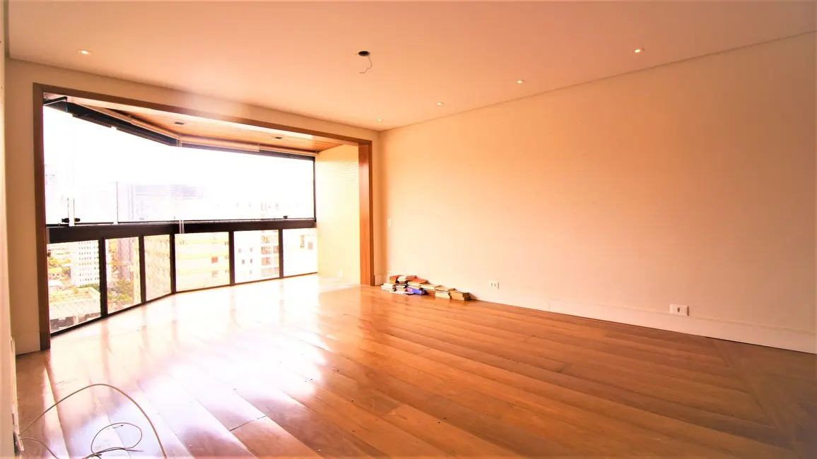 Foto 9 de Apartamento com 3 quartos à venda, 260m2 em Pinheiros, São Paulo - SP