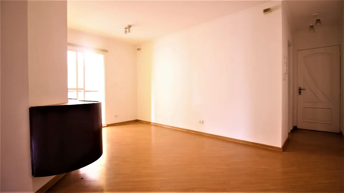 Apartamento com 3 quartos à venda e para alugar, 76m2 em Vila Olímpia, São Paulo - SP - imagem 4 Foto 4 de Apartamento com 3 quartos à venda e para alugar, 76m2 em Vila Olímpia, São Paulo - SP