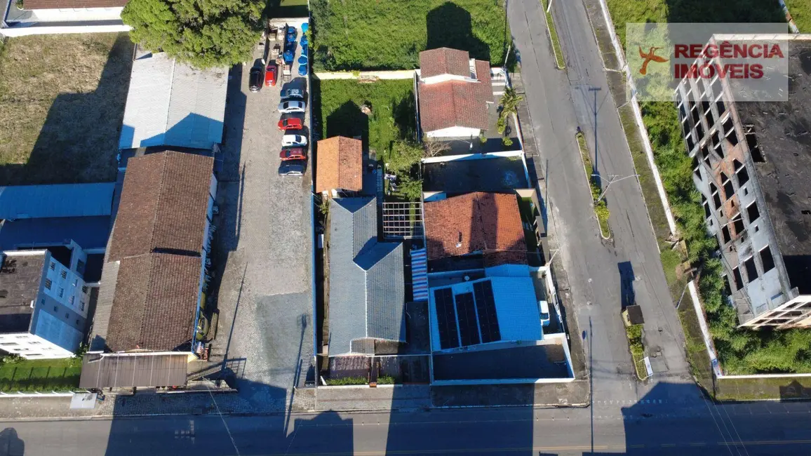 Casa com 3 quartos à venda, 700m2 em Sao Francisco Do Sul - SC - imagem 2 Foto 2 de Casa com 3 quartos à venda, 700m2 em Sao Francisco Do Sul - SC