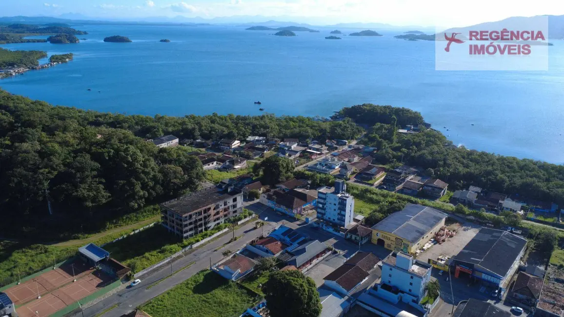 Casa com 3 quartos à venda, 700m2 em Sao Francisco Do Sul - SC - imagem 6 Foto 6 de Casa com 3 quartos à venda, 700m2 em Sao Francisco Do Sul - SC