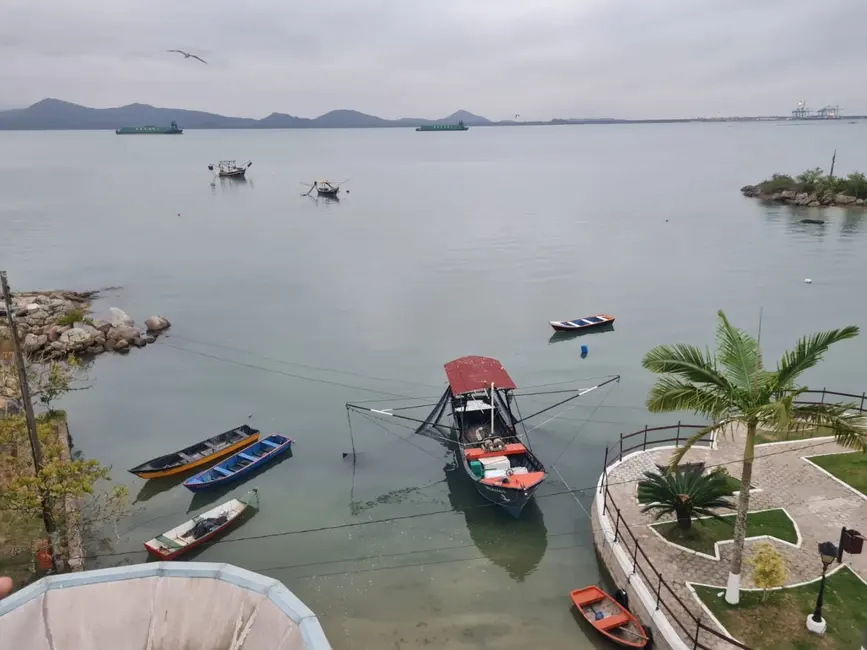 Foto 3 de Casa com 4 quartos à venda, 300m2 em Sao Francisco Do Sul - SC
