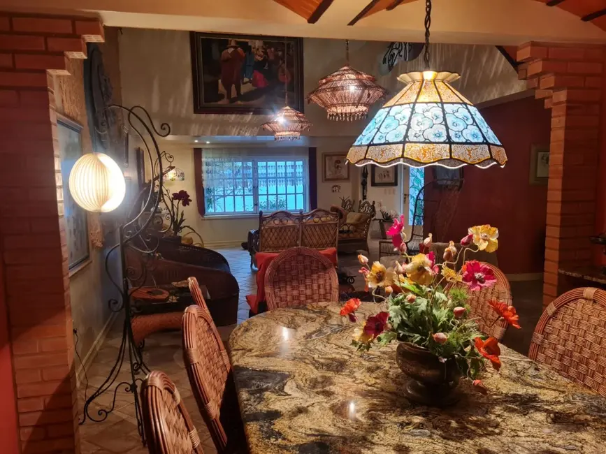 Foto 9 de Casa com 4 quartos à venda, 300m2 em Sao Francisco Do Sul - SC