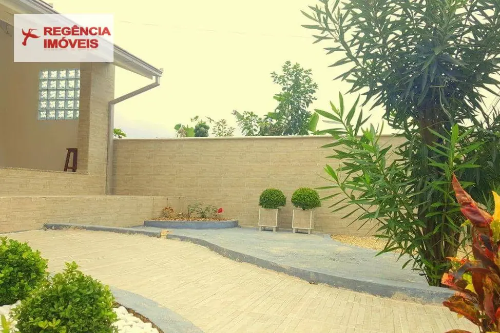 Foto 9 de Casa com 4 quartos à venda, 253m2 em Sao Francisco Do Sul - SC