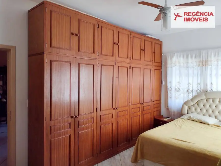 Foto 8 de Casa com 3 quartos à venda, 382m2 em Sao Francisco Do Sul - SC