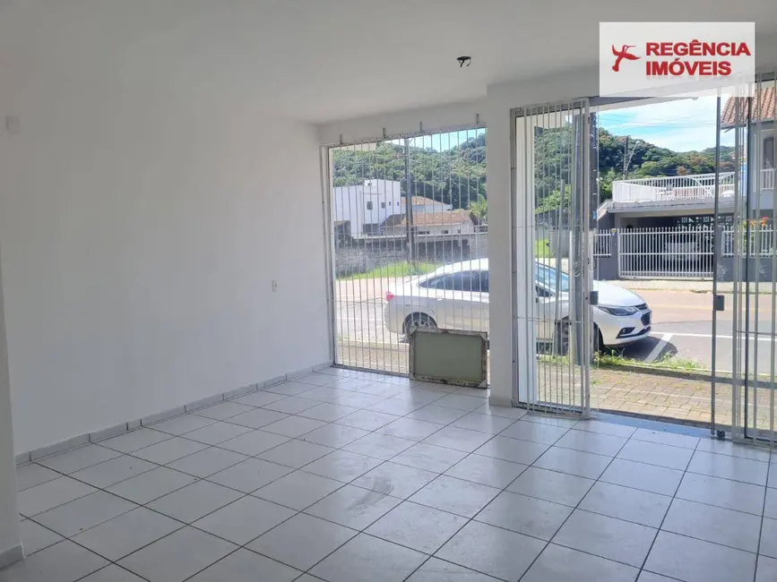 Foto 4 de Sala Comercial para alugar, 27m2 em Sao Francisco Do Sul - SC