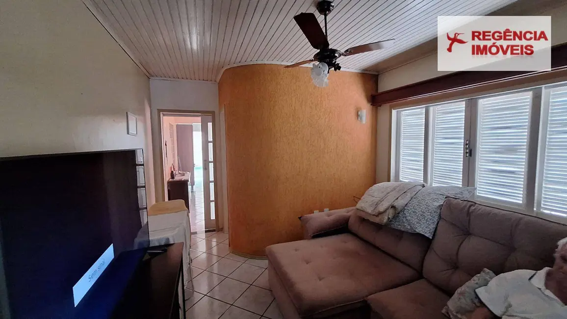 Foto 3 de Casa com 3 quartos à venda, 253m2 em Sao Francisco Do Sul - SC