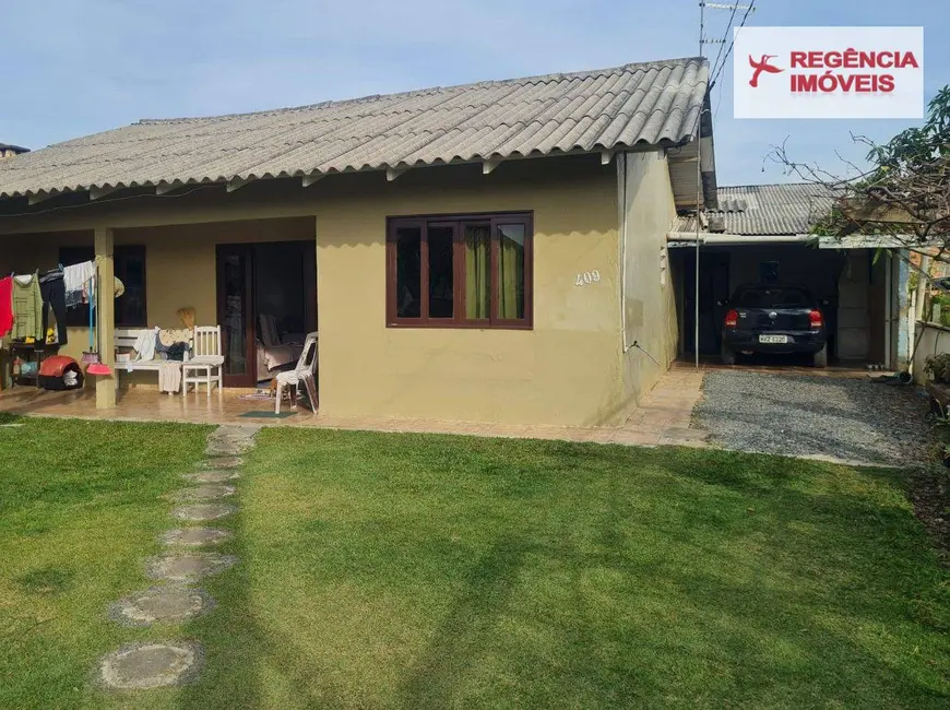 Foto 3 de Casa com 5 quartos à venda, 312m2 em Sao Francisco Do Sul - SC