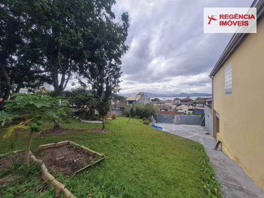 Foto 3 de Terreno / Lote à venda, 405m2 em Sao Francisco Do Sul - SC